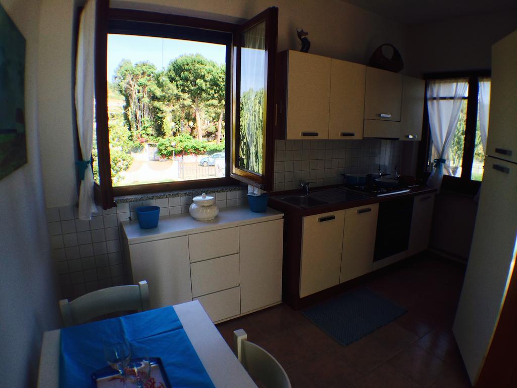 Appartamenti In Villa Nicanda Porto Columbu - Perd'E Sali Zewnętrze zdjęcie