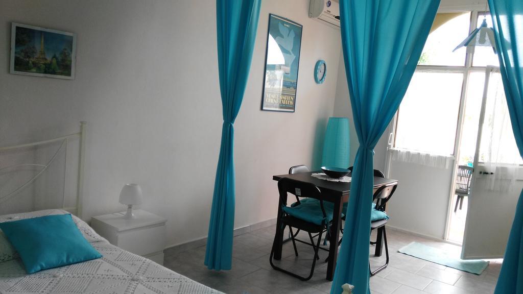 Appartamenti In Villa Nicanda Porto Columbu - Perd'E Sali Zewnętrze zdjęcie