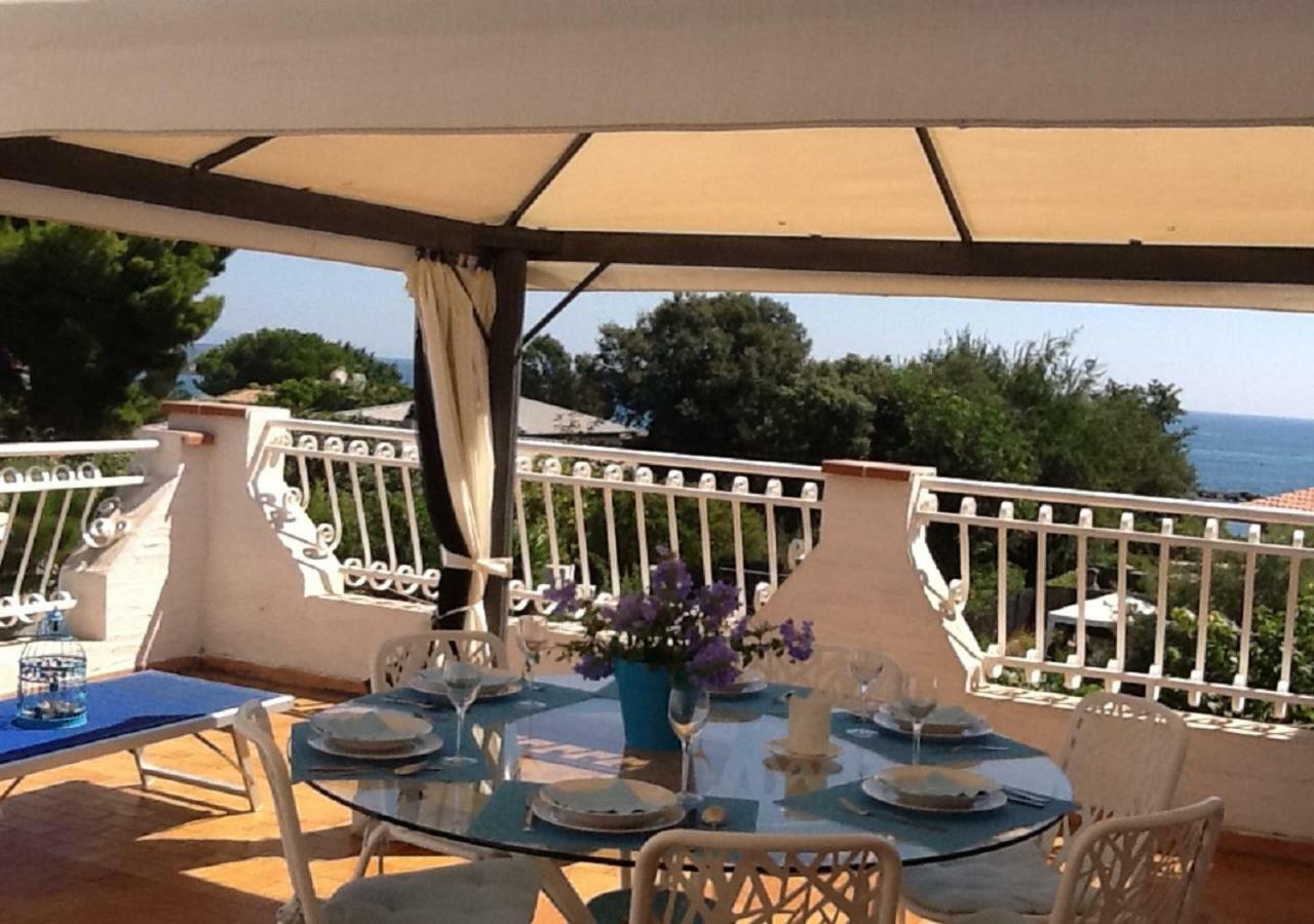Appartamenti In Villa Nicanda Porto Columbu - Perd'E Sali Zewnętrze zdjęcie